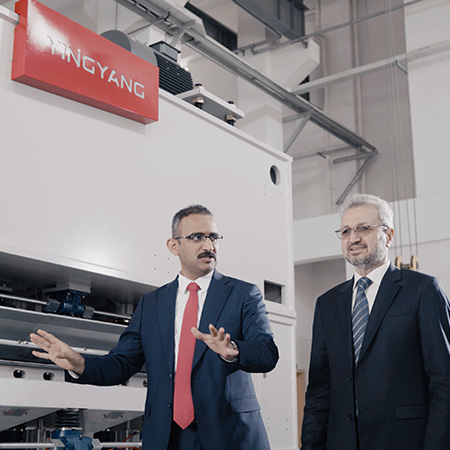 迎陽(yáng)無(wú)紡機(jī)械 &mdash; 畫(huà)冊(cè)設(shè)計(jì)